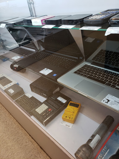 Second Hand Store «STUFF», reviews and photos, 9770 SE 82nd Ave, Happy Valley, OR 97086, USA