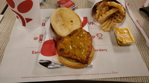 Fast Food Restaurant «Chick-fil-A», reviews and photos, 5411 Dressler Rd NW, North Canton, OH 44720, USA