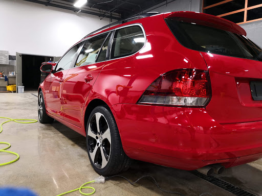 Car Wash «Logan Square Hand Car Wash & Detailing», reviews and photos, 2436 N Milwaukee Ave, Chicago, IL 60647, USA