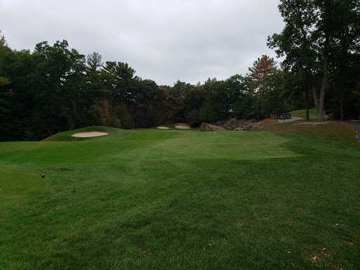 Golf Club «Public GolfCourse - Shining Rock», reviews and photos, 91 Clubhouse Ln, Northbridge, MA 01534, USA