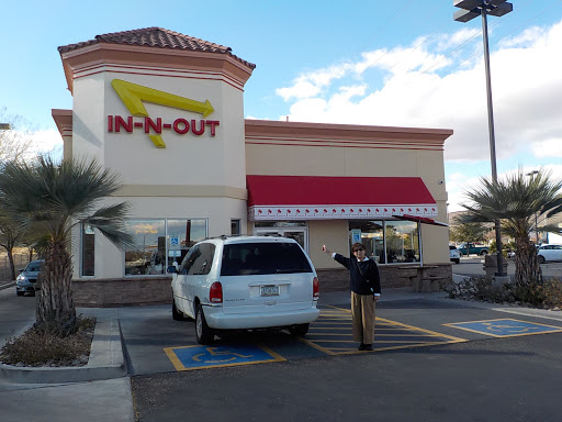 Pet Supply Store «PetSmart», reviews and photos, 3260 Stockton Hill Rd, Kingman, AZ 86409, USA