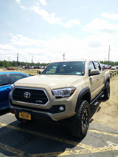 Car Dealer «Vanderstyne Toyota», reviews and photos, 4374 W Ridge Rd, Rochester, NY 14626, USA