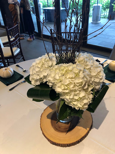 Florist «Royal Petals», reviews and photos, 188 E Wend St, Lemont, IL 60439, USA