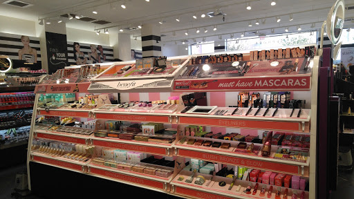 Cosmetics Store «SEPHORA», reviews and photos, 639 E Shaw Ave, Fresno, CA 93710, USA