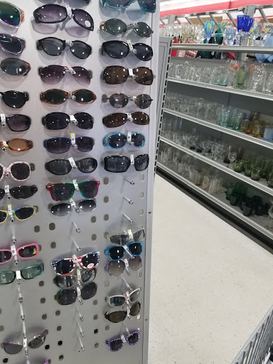 Thrift Store «Village Thrift», reviews and photos, 7533 S Crescent Blvd, Pennsauken Township, NJ 08109, USA