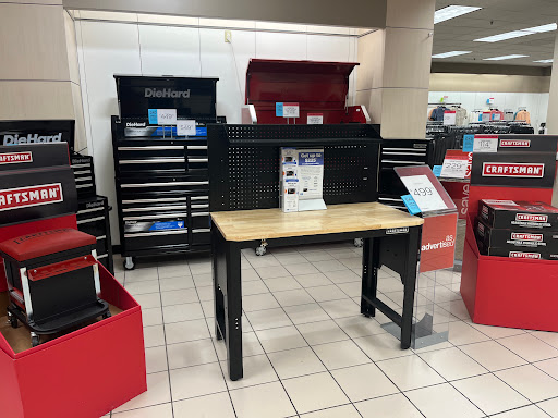 Department Store «Sears», reviews and photos, 8001 South Orange Blossom Trail, Orlando, FL 32809, USA