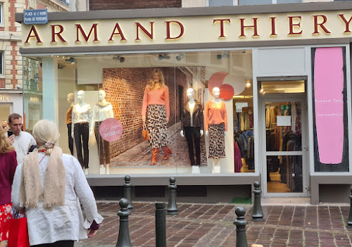 ARMAND THIERY FEMME à Saint-Germain-en-Laye