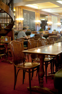Atmosphère du Restaurant Le Grand Café de Lyon à Beaune - n°19