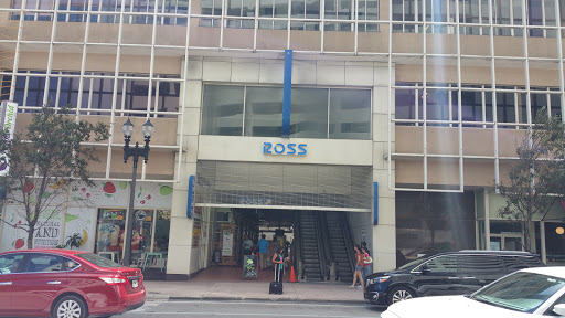 Clothing Store «Ross Dress for Less», reviews and photos, 100 S Biscayne Blvd, Miami, FL 33131, USA