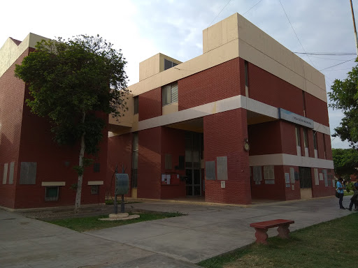 Facultad de Ingeniería - UNT