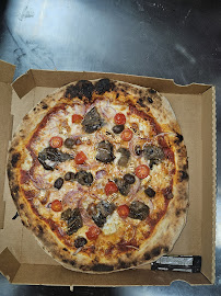 Plats et boissons du Pizzeria Pizza Delizia Montpellier - n°12