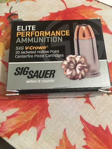 Sporting Goods Store «Big 5 Sporting Goods - Covina», reviews and photos, 543 N Azusa Ave, Covina, CA 91722, USA