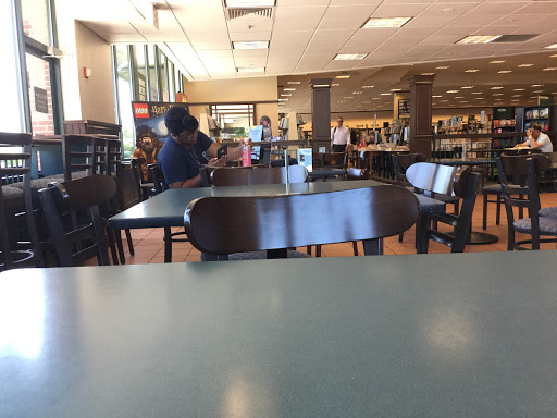 Book Store «Barnes & Noble», reviews and photos, 200 S Gary Ave, Bloomingdale, IL 60108, USA