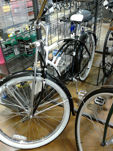 Bicycle Store «Performance Bicycle», reviews and photos, 155 W Golf Rd, Schaumburg, IL 60195, USA