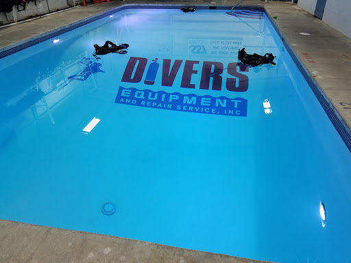 Dive Shop «Divers Equipment & Repair Service», reviews and photos, 11109 Hillcrest Rd, Kansas City, MO 64134, USA