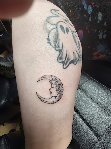 Explore tattoo ideas collarbone, creative tattoo ideas in Puyallup, available at Get Right Studios