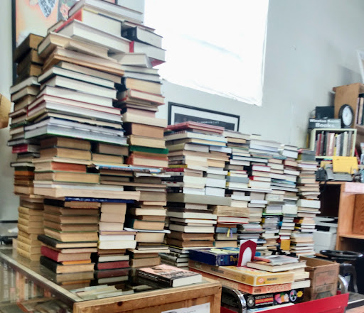 Used Book Store «Winston Smith Books», reviews and photos, 933 Lincoln Way, Auburn, CA 95603, USA