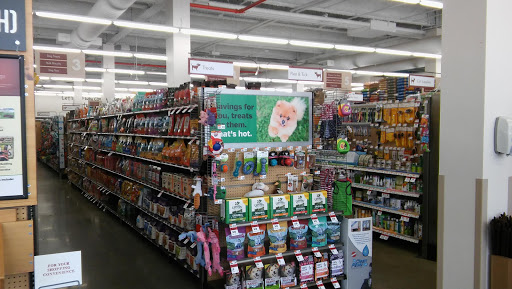 Pet Supply Store «Pet Supplies Plus», reviews and photos, 135-25 79th St, Howard Beach, NY 11414, USA