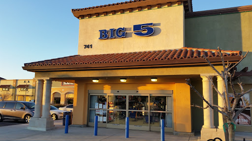 Sporting Goods Store «Big 5 Sporting Goods - Lincoln», reviews and photos, 741 E Joiner Pkwy, Lincoln, CA 95648, USA