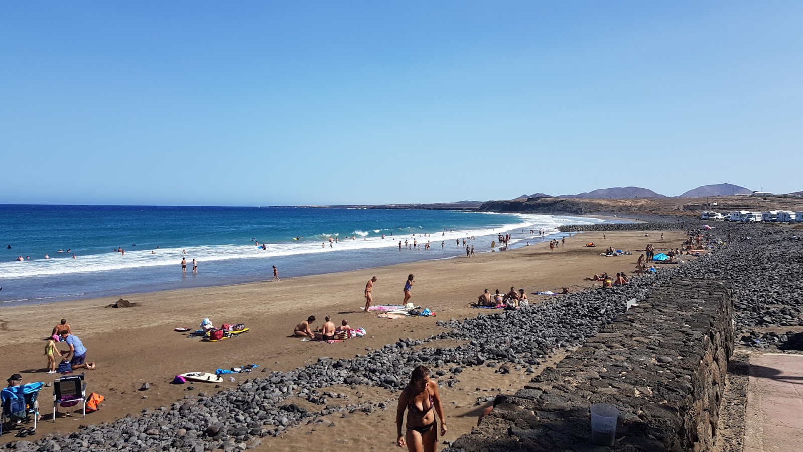 Foto von Playa de la Garita mit beiger sand Oberfläche