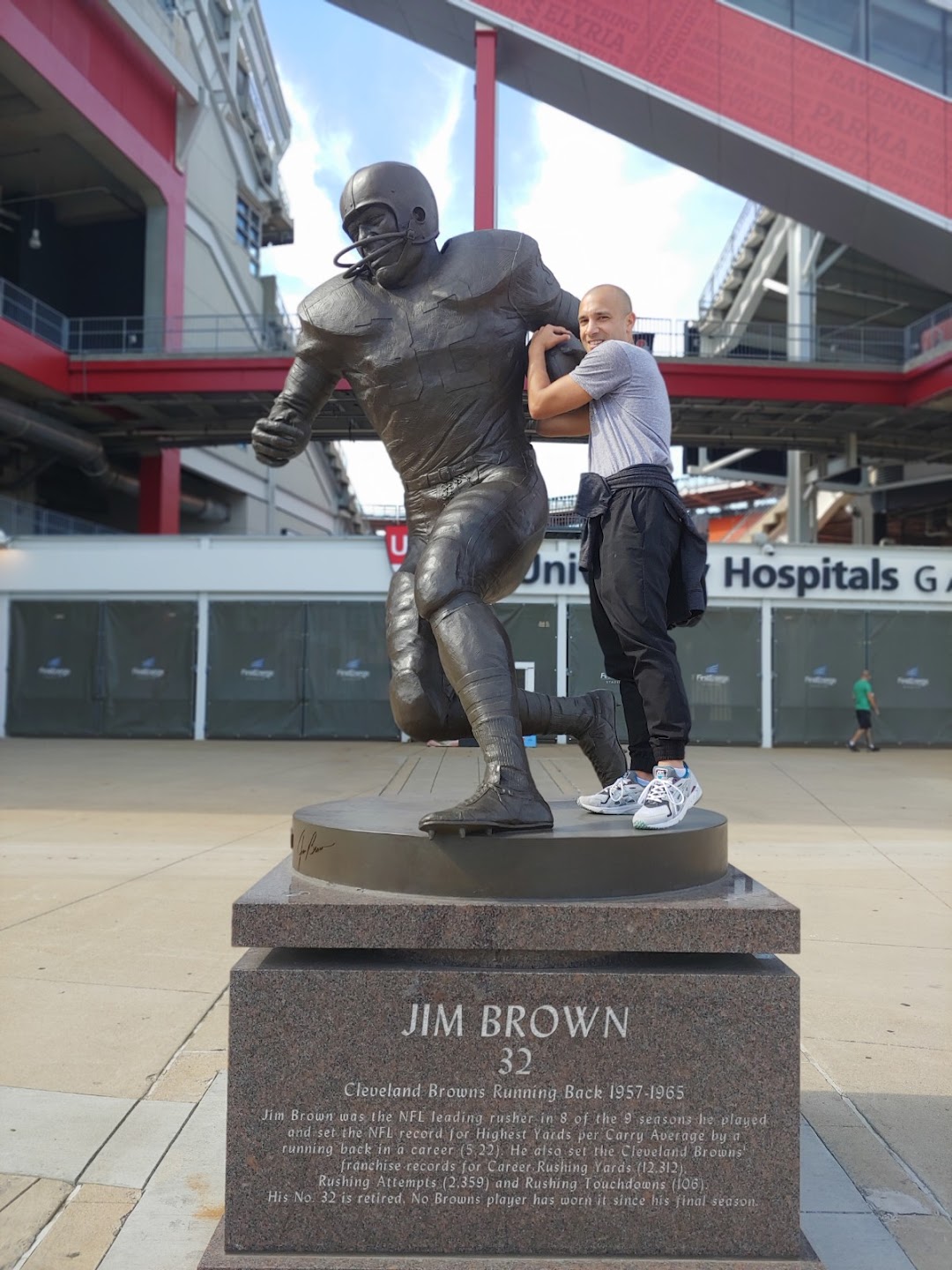 Jim Brown statue