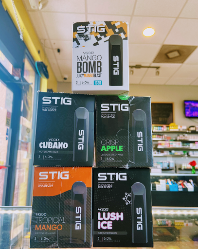 Vaporizer Store «Lil Buddha Vapor & Smoke Shop», reviews and photos, 6916 Big Bend Rd, Gibsonton, FL 33534, USA