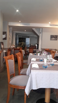 Atmosphère du Restaurant gastronomique Le Donjon à Houdan - n°5