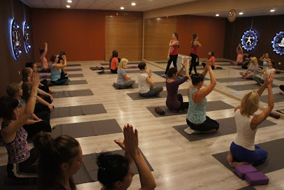 Namaste Yoga Club - Peremohy Square, 3, Zhytomyr, Zhytomyr Oblast, Ukraine, 10001
