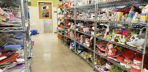 Thrift Store «Goodwill Store & Donation Center», reviews and photos, 1020 N Rohlwing Rd, Addison, IL 60101, USA