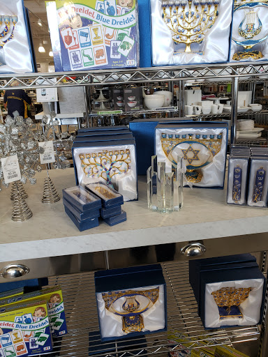 Shopping Mall «Seaview Square Shopping Center», reviews and photos, 1000 NJ-66, Ocean Township, NJ 07712, USA