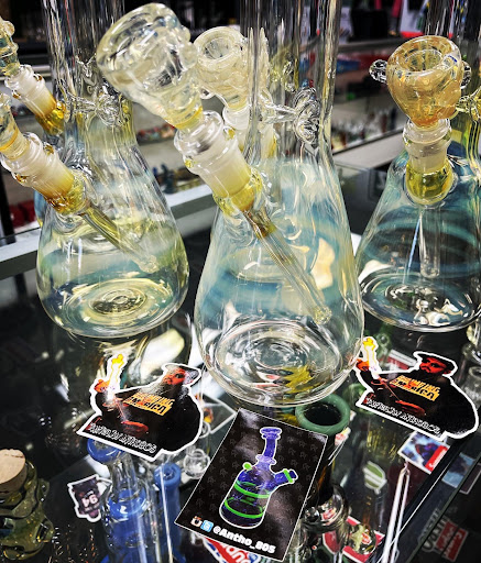 Glass Blower «ZZYZX Smoke Shop», reviews and photos, 2127 Pickwick Dr, Camarillo, CA 93010, USA