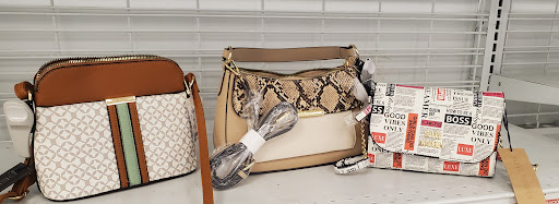 Clothing Store «Ross Dress for Less», reviews and photos, 620 Triangle Shopping Center, Longview, WA 98632, USA