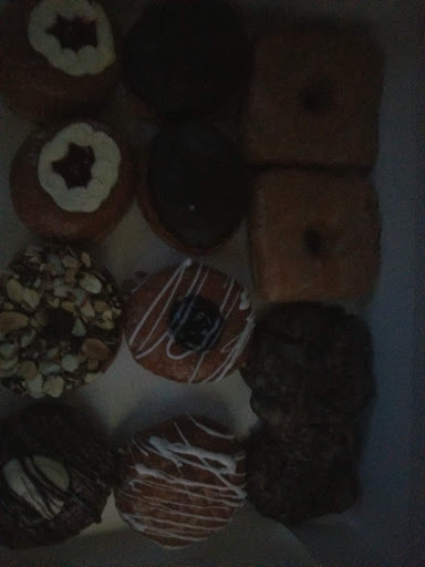 Donut Shop «Donuts To Go», reviews and photos, 1414 W 1st St, Sanford, FL 32779, USA