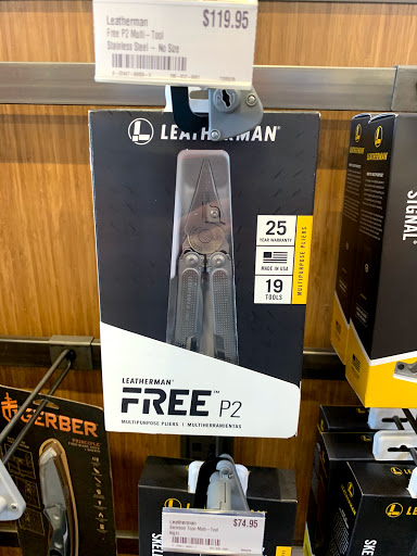 Camping Store «REI», reviews and photos, 2700 Seaglass Way, Oxnard, CA 93036, USA