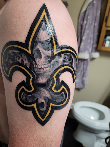 Explore dave matthews tattoo ideas, creative tattoo ideas in Augusta, available at The Lucky Seven Tattoo Co.