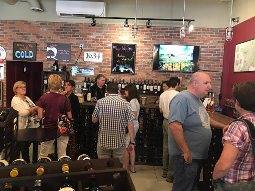 Wine Store «Vinum Wine Shop», reviews and photos, 210b S Main St, Middleton, MA 01949, USA