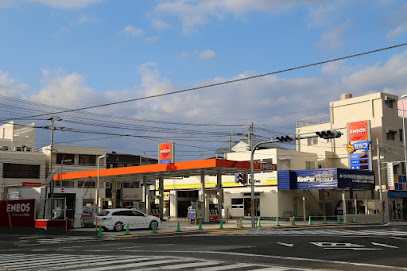 ニコニコレンタカー 徳島大学前店