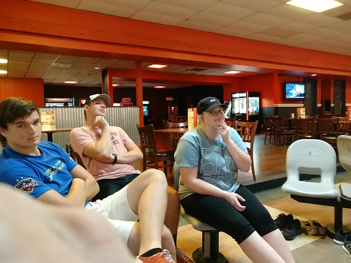 Bowling Alley «AMF Diamond Lanes», reviews and photos, 267 N Forest Blvd, Houston, TX 77090, USA