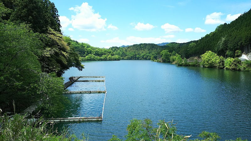 津風呂湖・小島