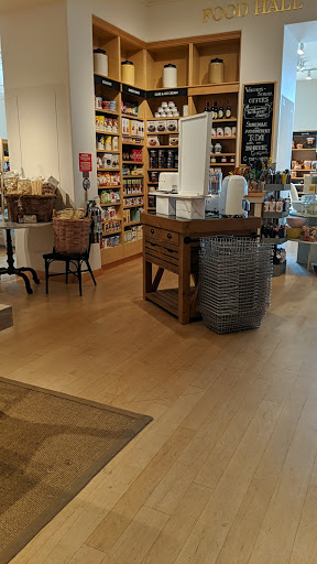 Kitchen Supply Store «Williams-Sonoma», reviews and photos, 9722 Great Hills Trail #150, Austin, TX 78759, USA