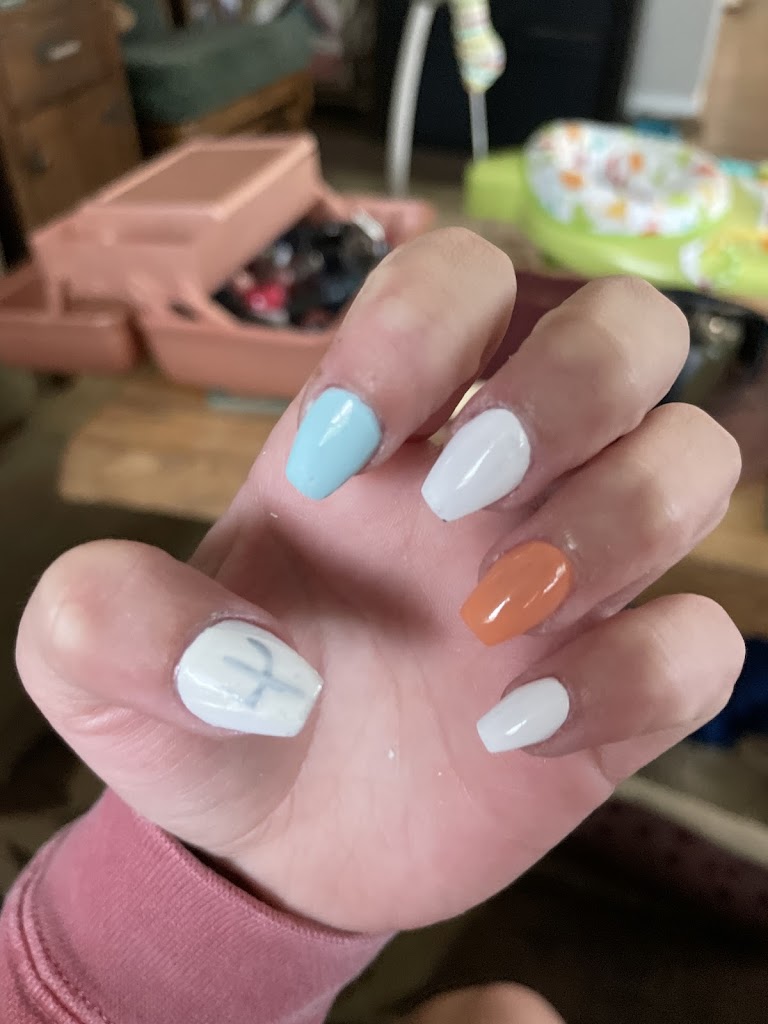 La Petite Nails, LLC 28124