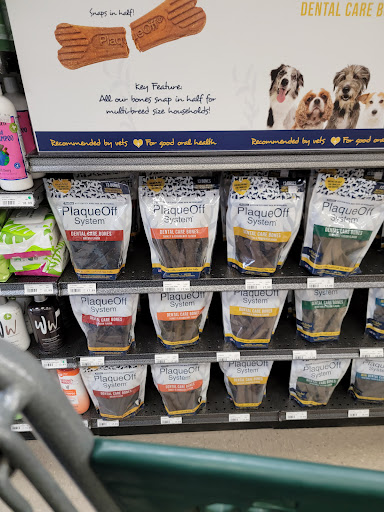 Pet Supply Store «PetPeople», reviews and photos, 4631 Everhard Rd NW, Canton, OH 44718, USA
