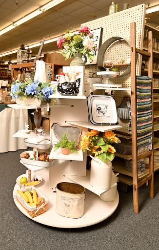 Home Goods Store «Home Accent», reviews and photos, 5521 McFarland Blvd, Northport, AL 35476, USA