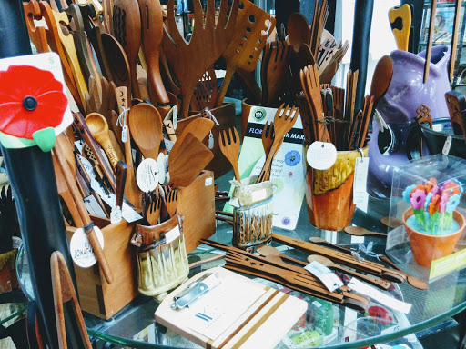 Gift Shop «Quilts Unlimited/ J. Fenton Gifts», reviews and photos, 118 E Main St, Charlottesville, VA 22902, USA