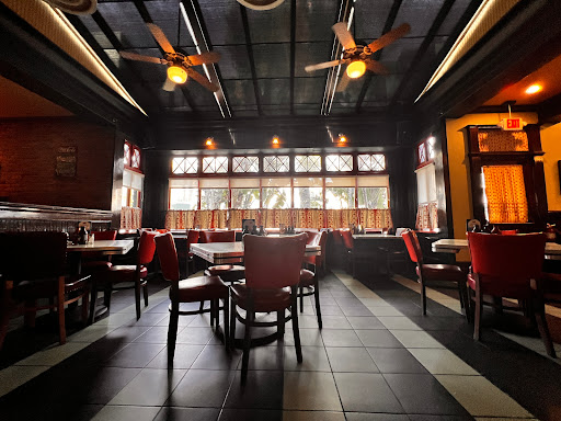 Lucille's Smokehouse Bar-B-Que