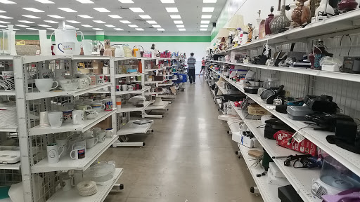 Thrift Store «Goodwill Store, Outlet Center & Donation Center», reviews and photos, 2353 Lincoln Hwy E, Lancaster, PA 17602, USA