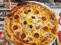 Pizza du Pizzas à emporter La Pizzéria de l'Église - Restaurant Pizzeria Le Lavandou - n°14