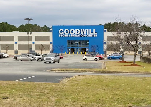 Thrift Store «Goodwill of North Georgia: West Athens Store, Career Center and Donation Center», reviews and photos, 3898 Atlanta Hwy, Bogart, GA 30622, USA