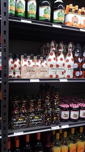 Liquor Store «Liquor Barn», reviews and photos, 2625 Scottsville Rd, Bowling Green, KY 42104, USA