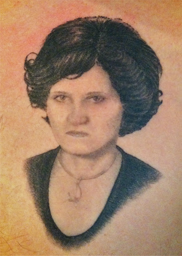 Body Piercing Shop «Immortal Art Tattoo & Body Piercing : Scottsdale», reviews and photos, 10255 N Scottsdale Rd #1, Paradise Valley, AZ 85253, USA